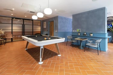 1 bed studio, University Road, City Centre, Belfast, BT71NH - Image 1